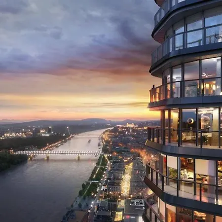 20th Floor Luxury - River & Castle View Bratislava