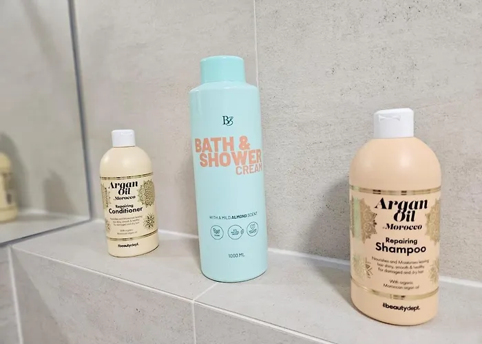 Apartament 20th Floor Luxury - River & Castle View *